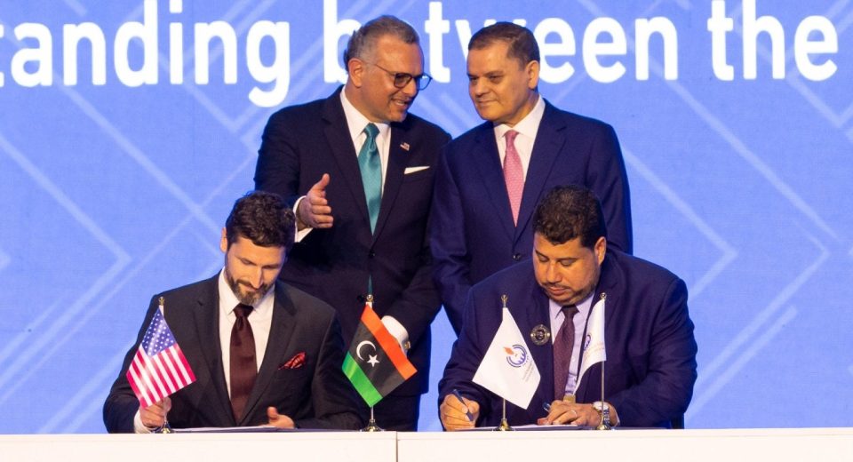 Chevron signing new licenses in Libya